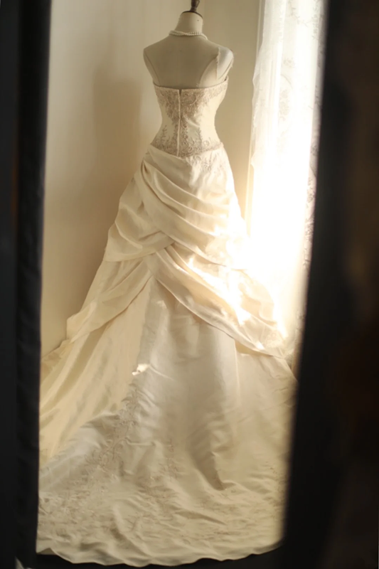 Ivory white strapless fitted long ball gown, bridal dress R6818