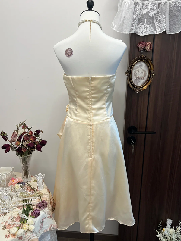 Champagne-colored tube-top waisted pleated satin high-end mid-length skirt homecoming dress R4317