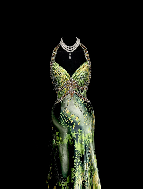 Green halter neck, fitted waist, revealing hips, sexy long ball gown R6659