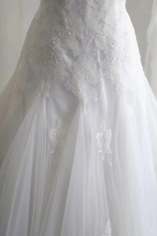 White sleeveless fitted waist elegant long ball gown/bridal dress R6778