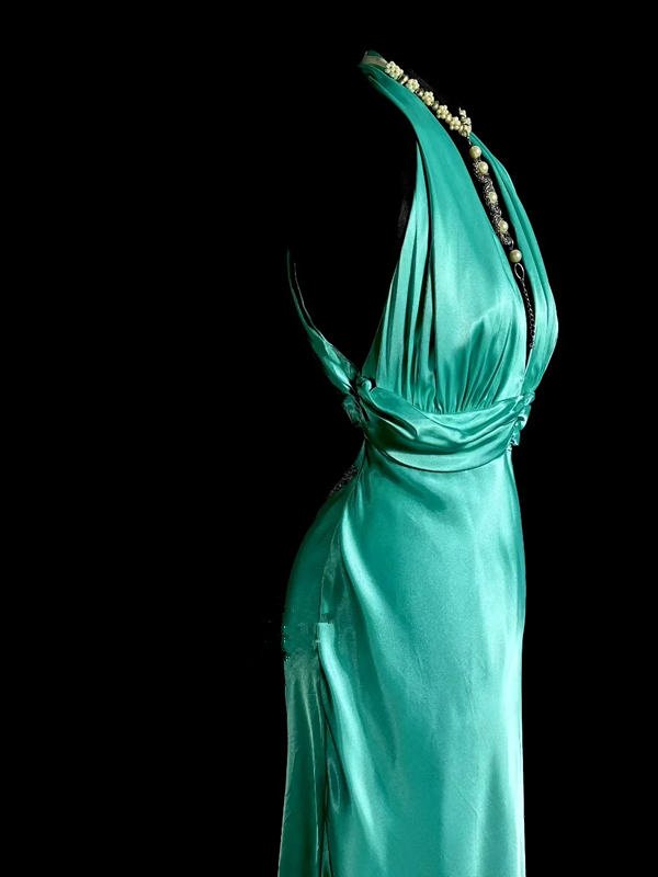 Lake blue halter neck backless sexy fitted waist long ball gown R6619