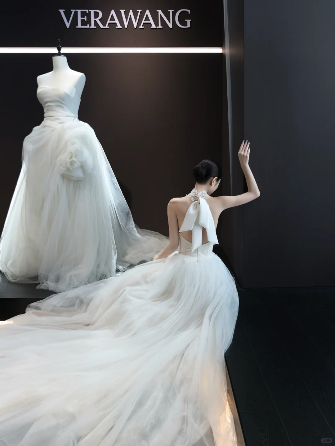 White halterneck slim waist sexy long dress bridal gown R6040