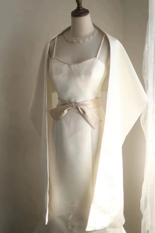 White halter-neck fitted bodycon fishtail long ball gown R6739