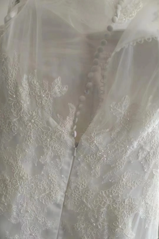 White sleeveless fitted waist elegant long ball gown/bridal dress R6778