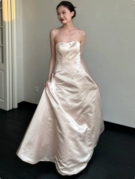 French Chic Light Ivory A-Line Strapless Long Wedding Dress RS144