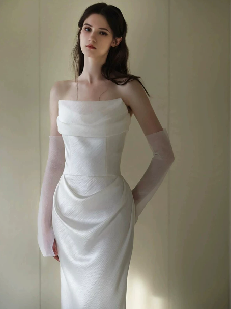 Minimalist White Sheath Strapless Long Wedding Dress with High-slit RS147