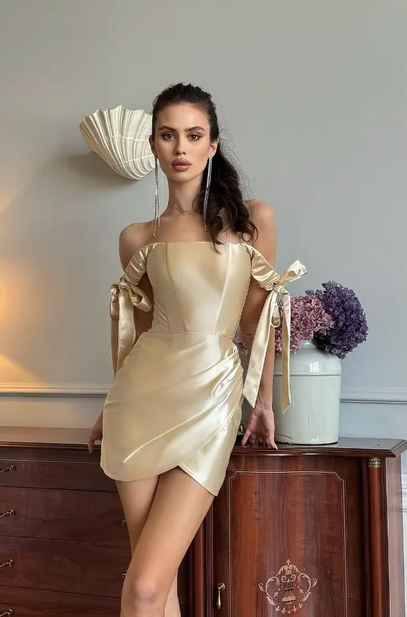 Silky Satin Bodycon Homecoming Dress , Charming Golden Short Prom Dress RS1789