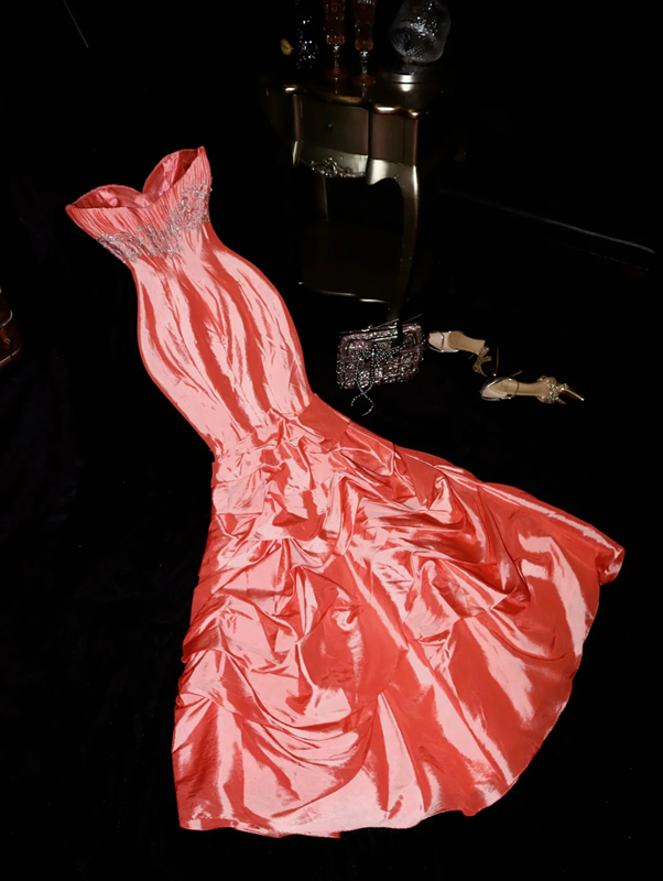 Pink strapless, fitted waist, alluring and sexy long ball gown R6939