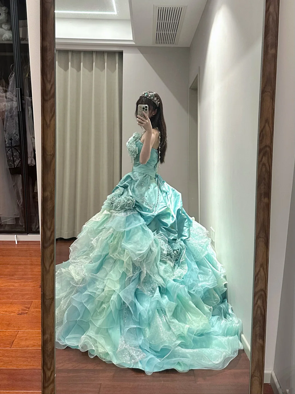 Blue-green strapless fitted waist slim-fitting ball gown with a full skirt R8623