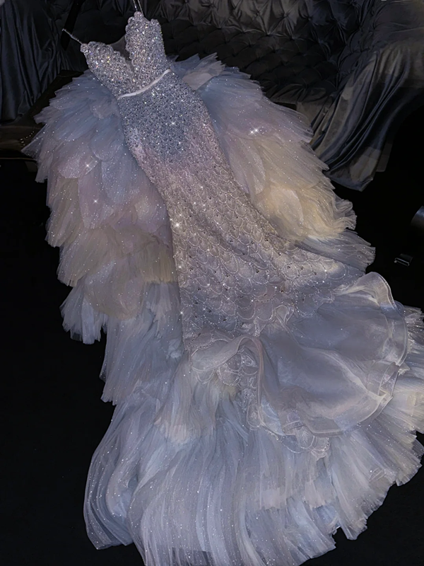 Light blue sequined halter-neck fitted long ball gown/bridal dress R8806