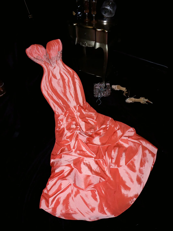 Pink strapless, fitted waist, alluring and sexy long ball gown R6939