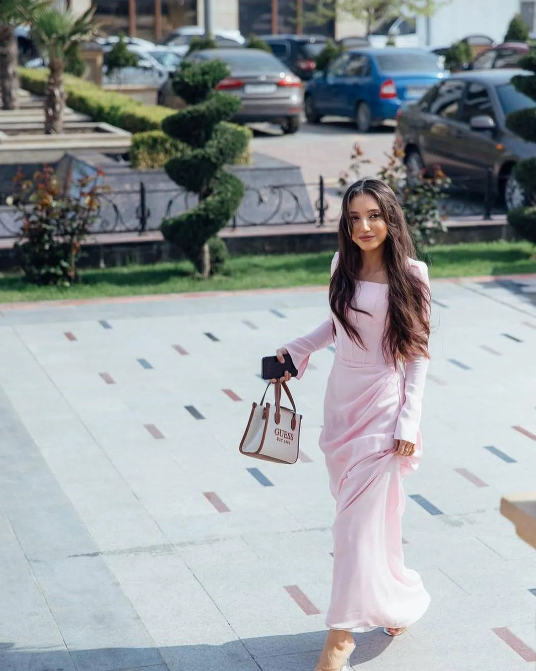 Elegant Pleated Prom Dress with Square Neckline Stunning Pink Long Evening Dresses     S7054