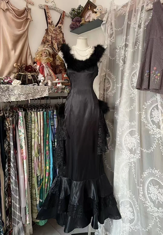 Black fur-trimmed halter-neck fitted long ball gown R7459