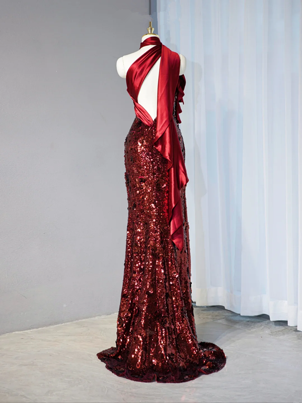 Red, stylishly designed, fitted, long ball gown/bridal dress with a high neckline and cinched waist R9017