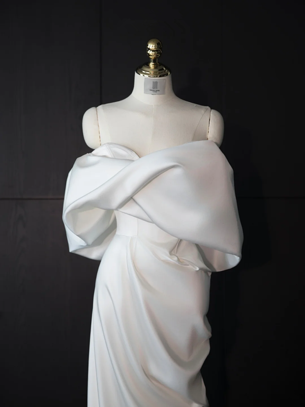 White satin off-the-shoulder fitted long ball gown/bridal dress R8957