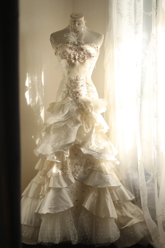 Ivory white strapless beaded fitted waist slim-fitting cake skirt long ball gown R6701