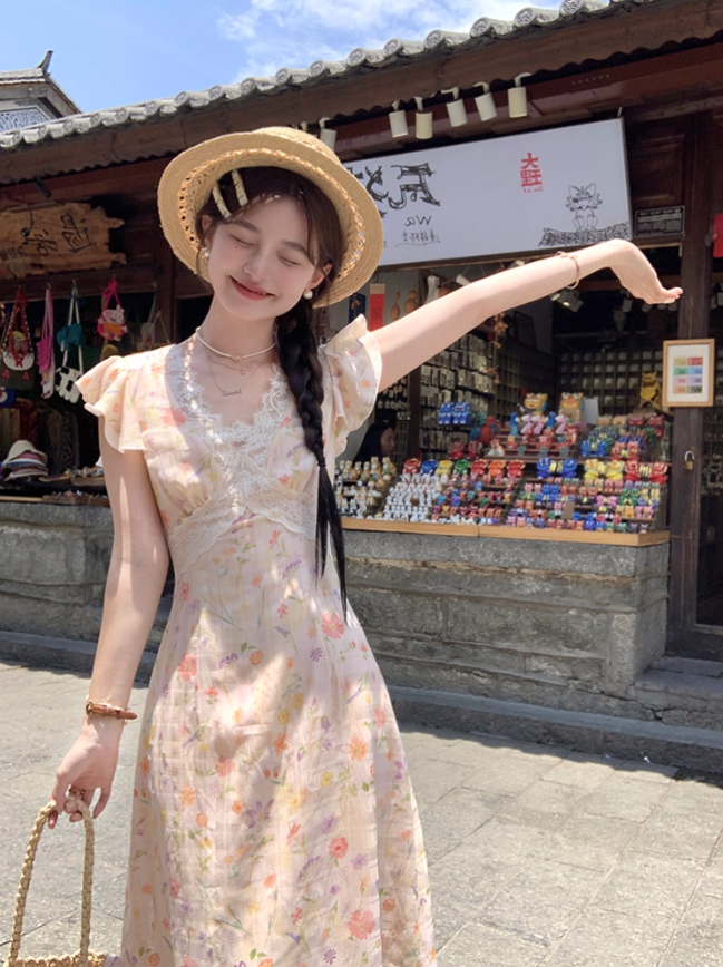 Lace V-neck floral suspender dress for women summer French retro temperament skirt R4782