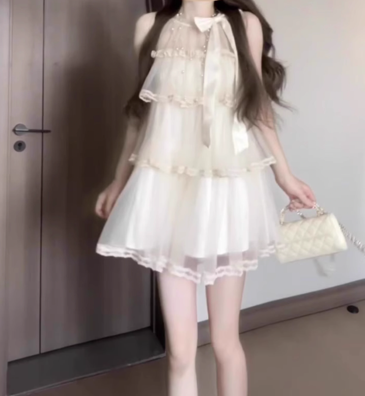 Sweet style sleeveless halter neck dress beautiful temperament puffy short skirt R0760