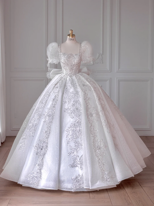 White Puff-Sleeve Rhinestone-Embellished Fitted-Waist Slim-Fit Puffy Hem Gown / Bridal Gown R5902