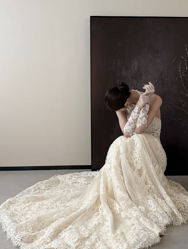 White halter neck lace waist slim elegant fishtail sexy long dress bridal gown R6063