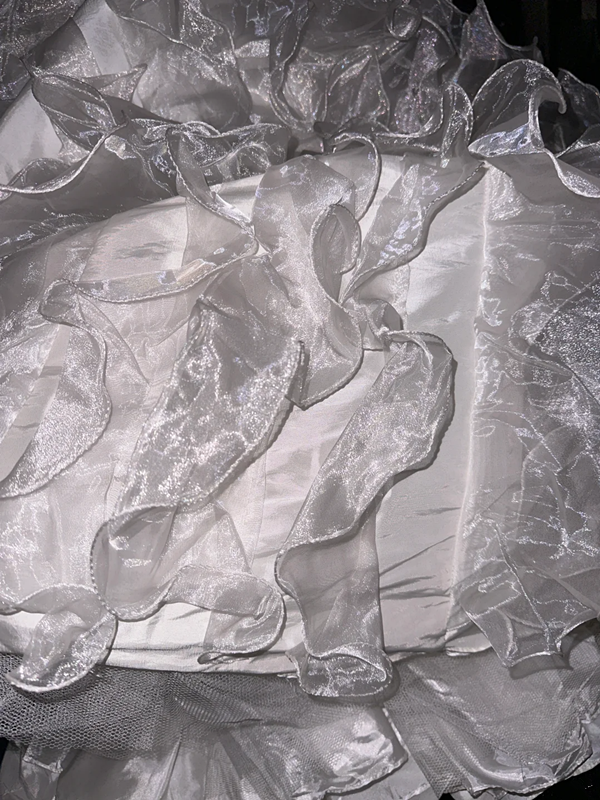 White strapless, fitted waist, pleated, elegant, fairy-like long ball gown R6901