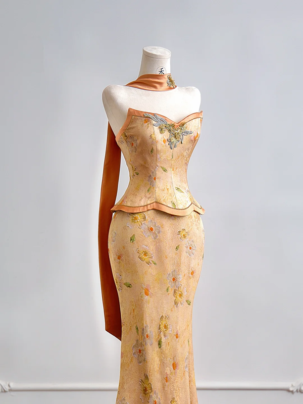 Gold strapless fitted top and hip-hugging sexy skirt set, long ball gown R8155