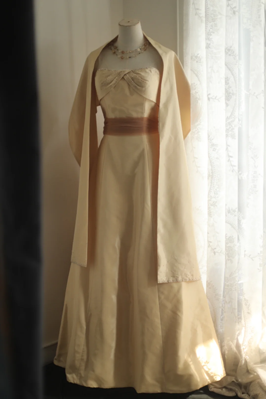 Retro light yellow strapless fitted A-line long ball gown R6781