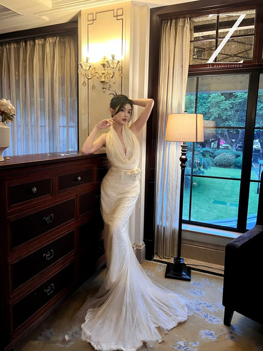 Apricot Halter Neck Waist-Cinched Fitted Floor-Length Elegant Prom Dress R7101