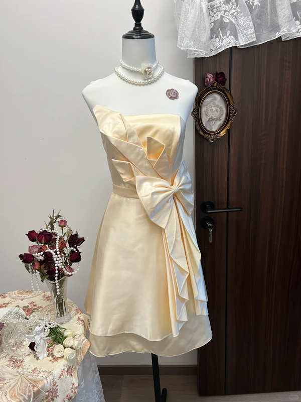 Champagne color tube top slim waist bow design short skirt homecoming dress R4320