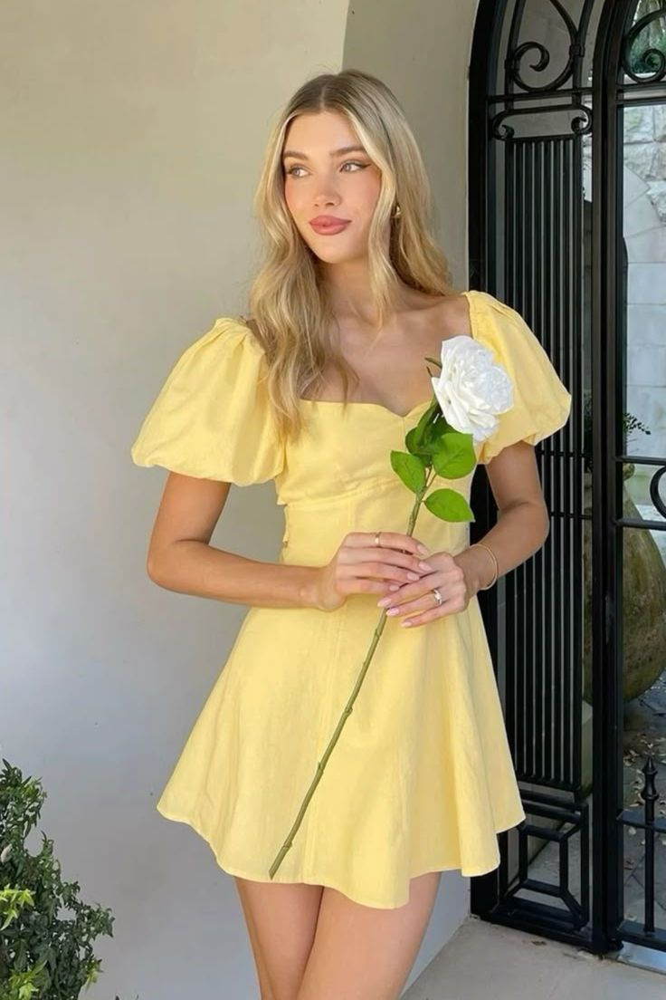 Yellow puff sleeves, slim waist, A-line short skirt, homecoming dress R5471
