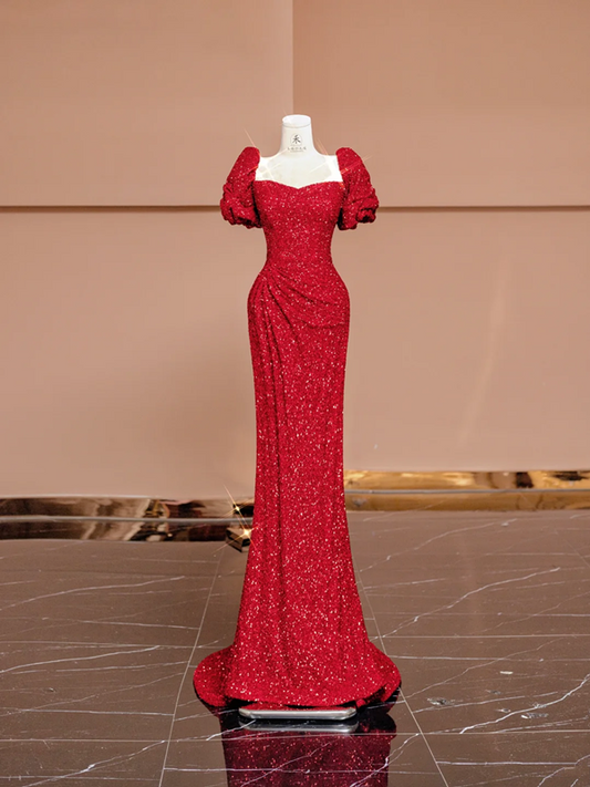Red square neckline, fitted waist, slimming and sexy long ball gown R8407