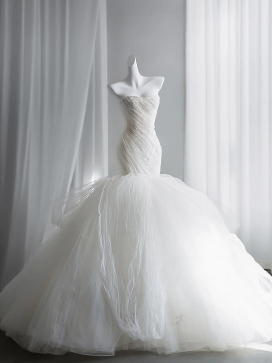 Off-white strapless fitted waist slim hip sexy long ball gown R8437