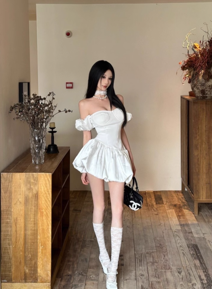 French one shoulder white strapless dress, summer dress, slim fit, waist cinching, fluffy short skirt, homecoming dress R2993