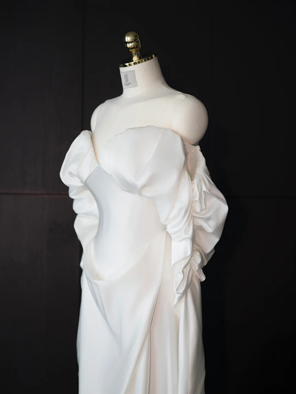 White satin off-the-shoulder fitted long ball gown/bridal dress R8959