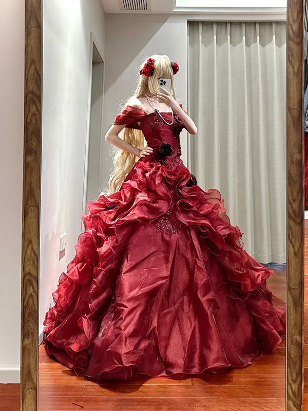 Red strapless fitted waist slim-fitting ball gown/bridal dress R8626