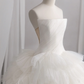 White strapless fitted waist slim-fitting ball gown/bridal dress R8438