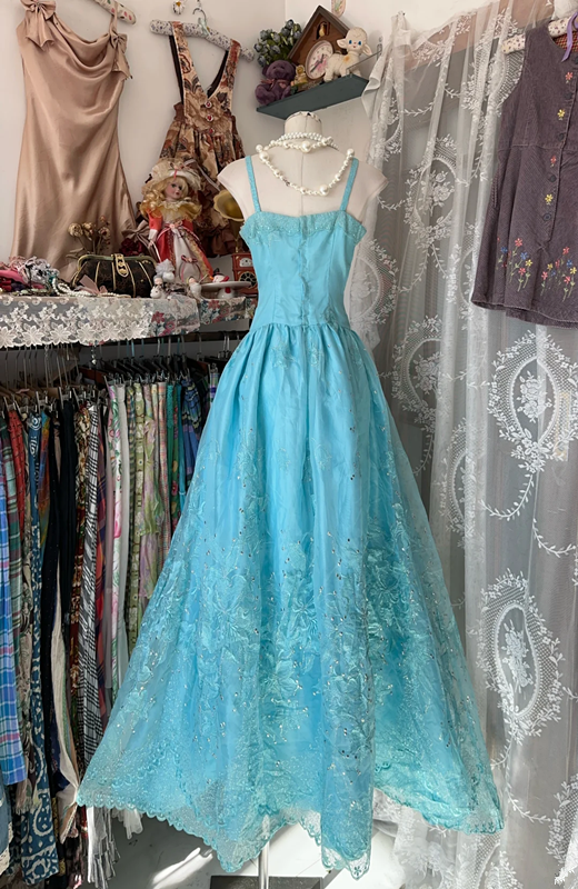 Lake blue halter-neck fitted long dress, ball gown R6303