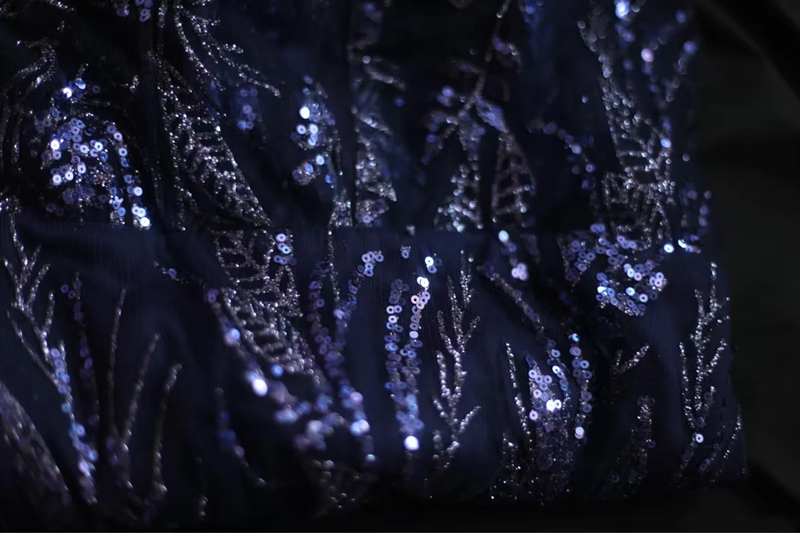 Navy blue sequined halter-neck fitted bodycon long ball gown R6782