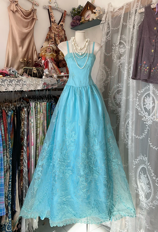 Lake blue halter-neck fitted long dress, ball gown R6303