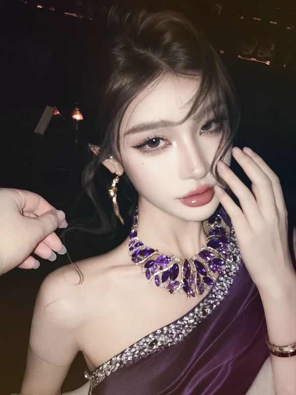 A sexy and alluring one-shoulder backless purple prom dress R7062