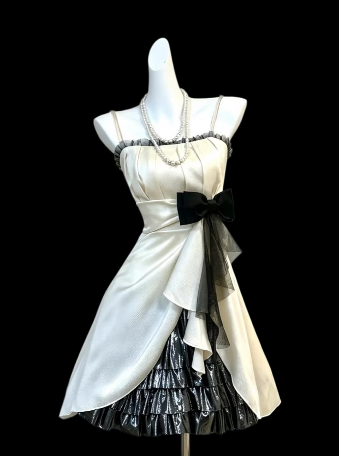Silky Spaghetti Straps Corset Homecoming Dress , Sparkly Contrast Short Prom Dress Party Dress RS2107