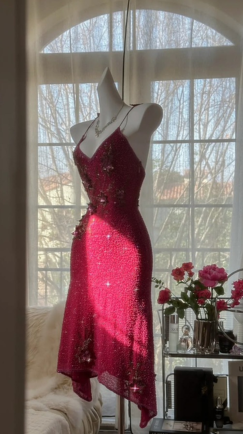 Embroidered Spaghetti Straps Bodycon Homecoming Dress , Charming Burgundy Short Prom Dress Cocktail Dress RS2108