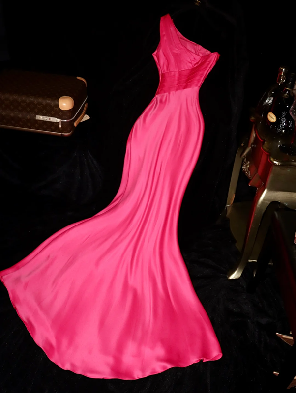 Rose pink off-shoulder fitted waist bodycon long ball gown R6983