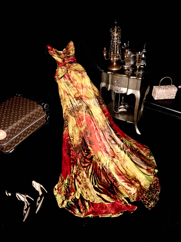 Yellow tie-dye red strapless fitted waist slimming long ball gown R6943