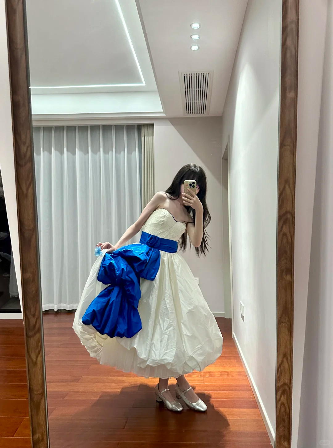 White strapless, fitted waist, tulip skirt, long ball gown, bridal dress R8840