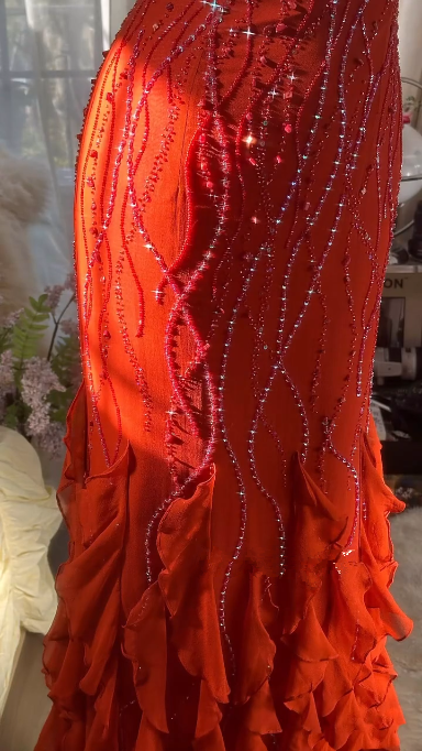 Red halter-neck fitted bodycon long ball gown R6544