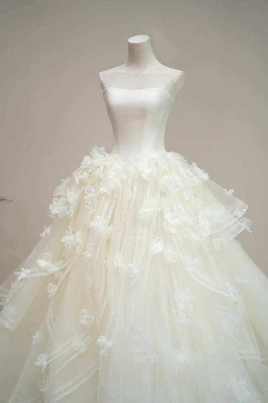 Light apricot strapless, fitted waist, full skirt, long ball gown, bridal dress R8900