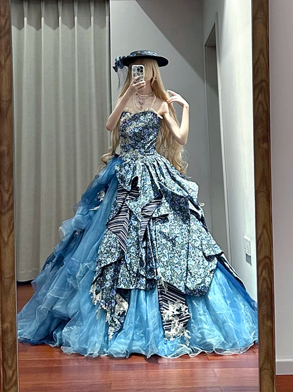 Blue floral print strapless fitted waist slim-fitting ball gown with a full skirt R8627