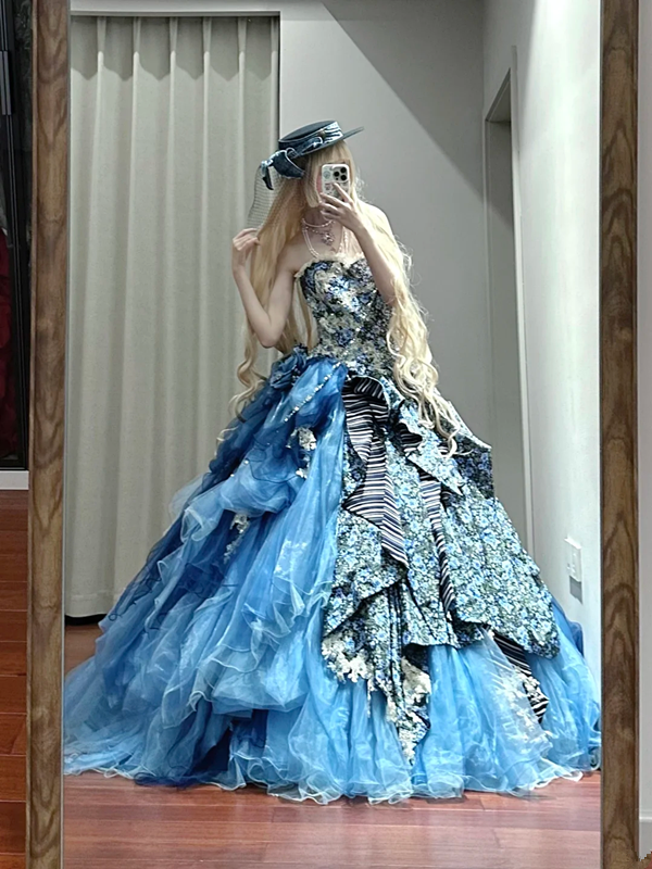 Blue floral print strapless fitted waist slim-fitting ball gown with a full skirt R8627
