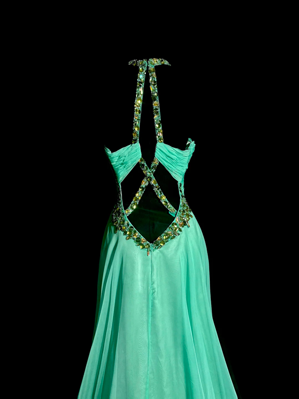 Green halter-neck, fitted waist, sexy long ball gown R6624